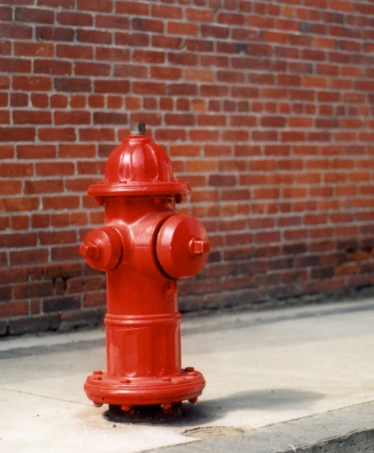 Czerwony hydrant
